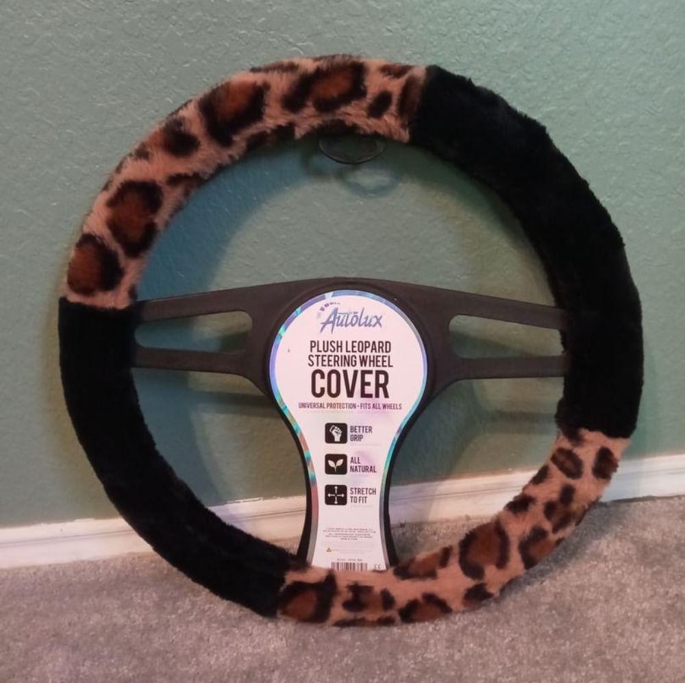 COPY - Leopard Steering Wheel Cover